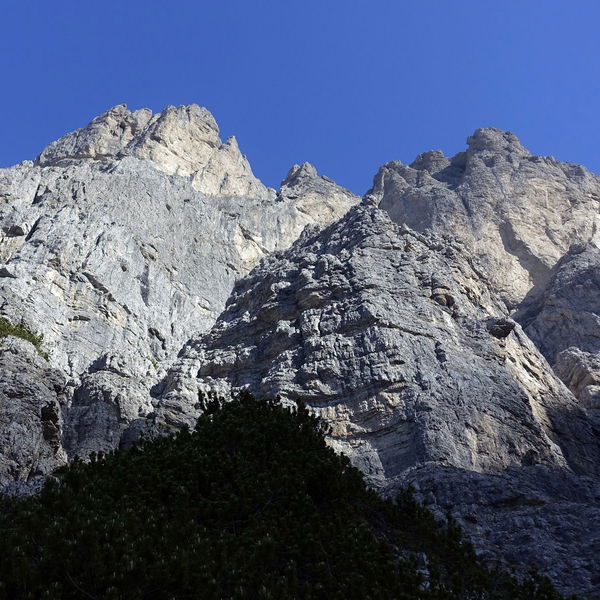 Näher als man glaubt: Die Belluneser Dolomiten!