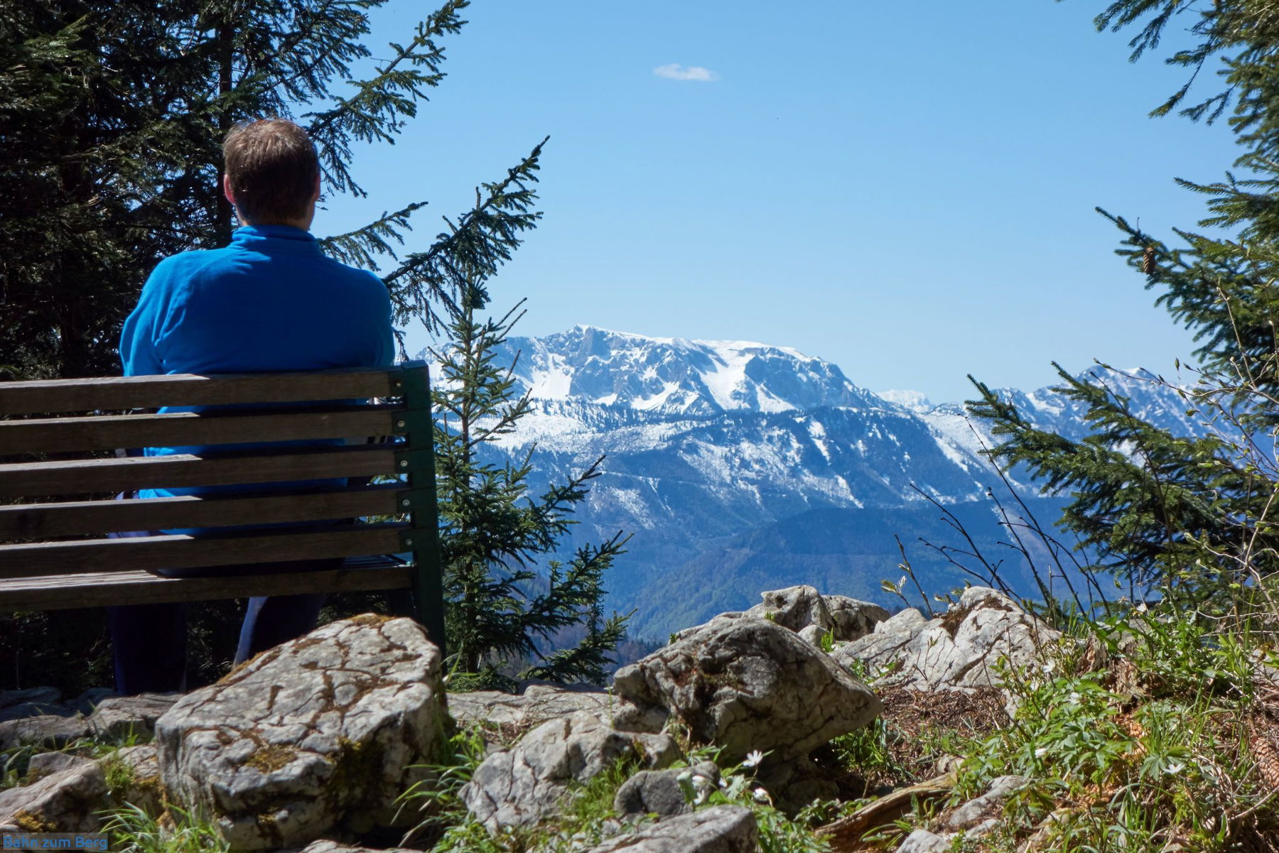 Aussichtsbankerl kurz vor der Anton-Schosser Hütte. Foto: Martin Heppner