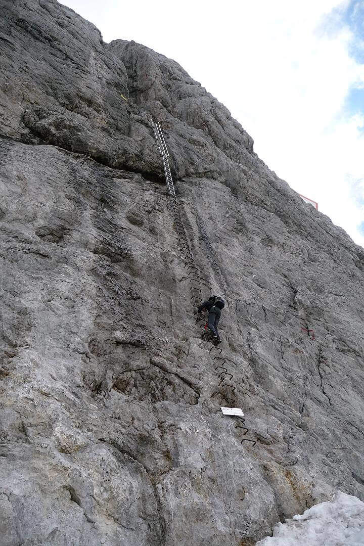 Leiter auf der Seite des Schladminger Gletschers zum Rosmarie Stollen.