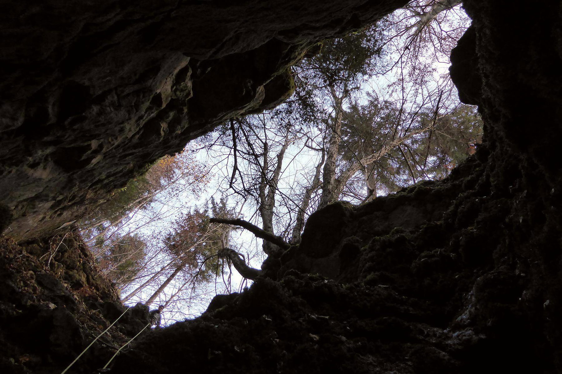 Windloch von unten