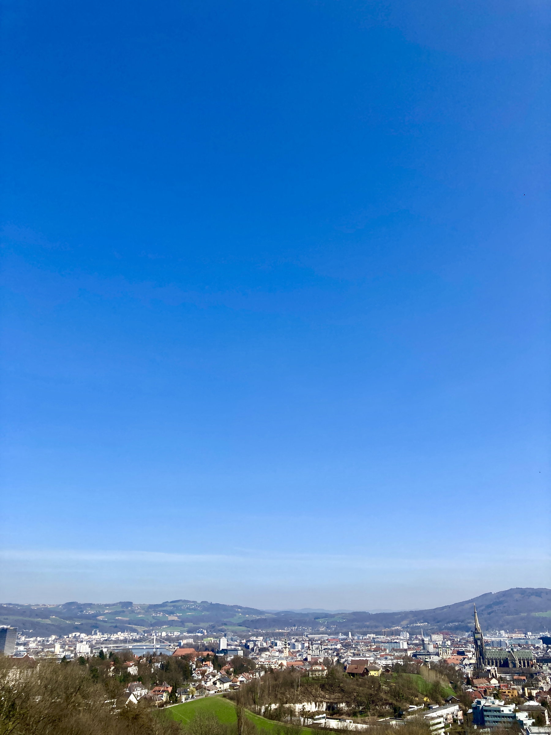 Himmer über Linz. Foto: Stefan Hochhold