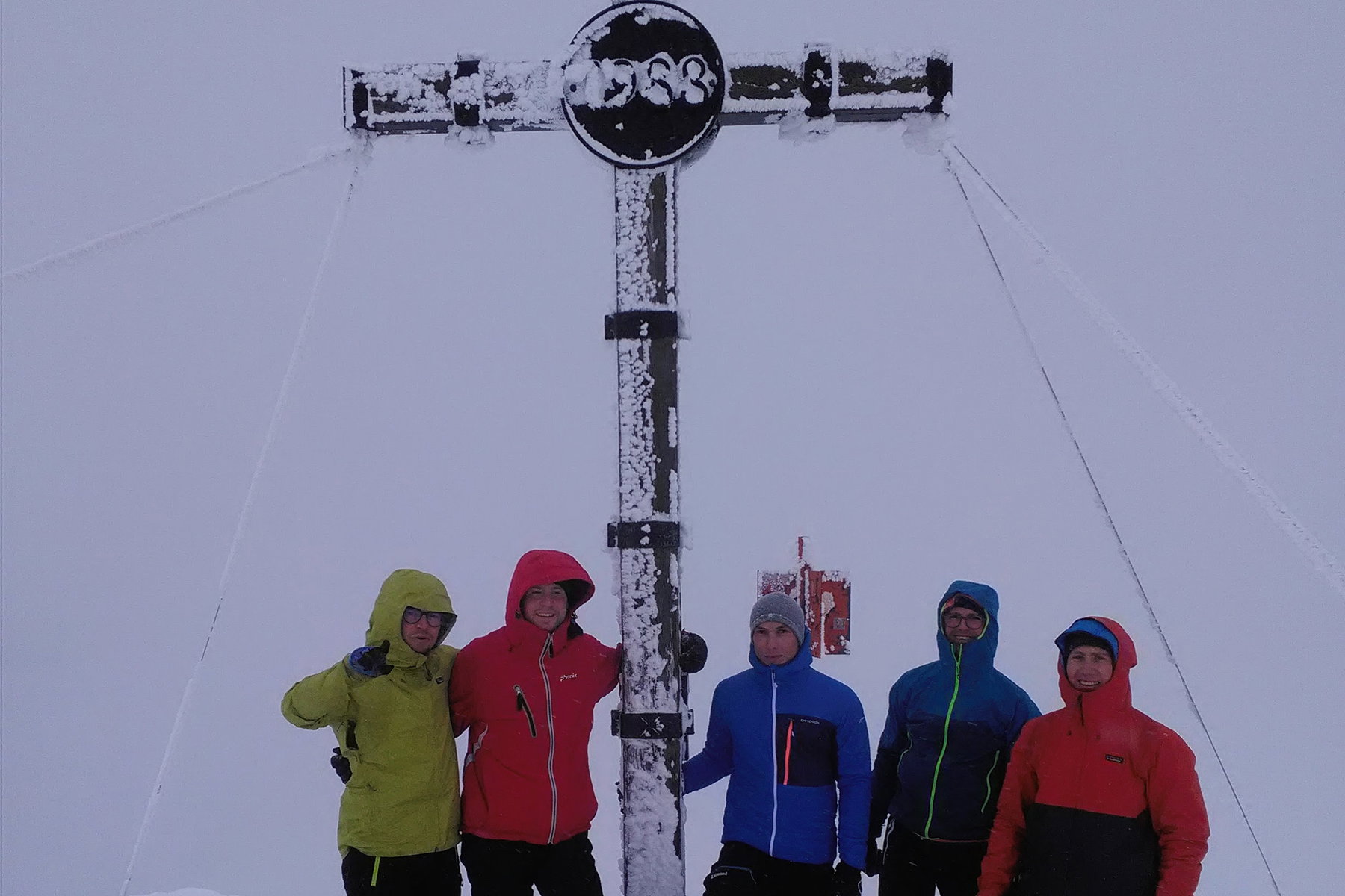 Im Frühwinter auf das Nösslachjoch