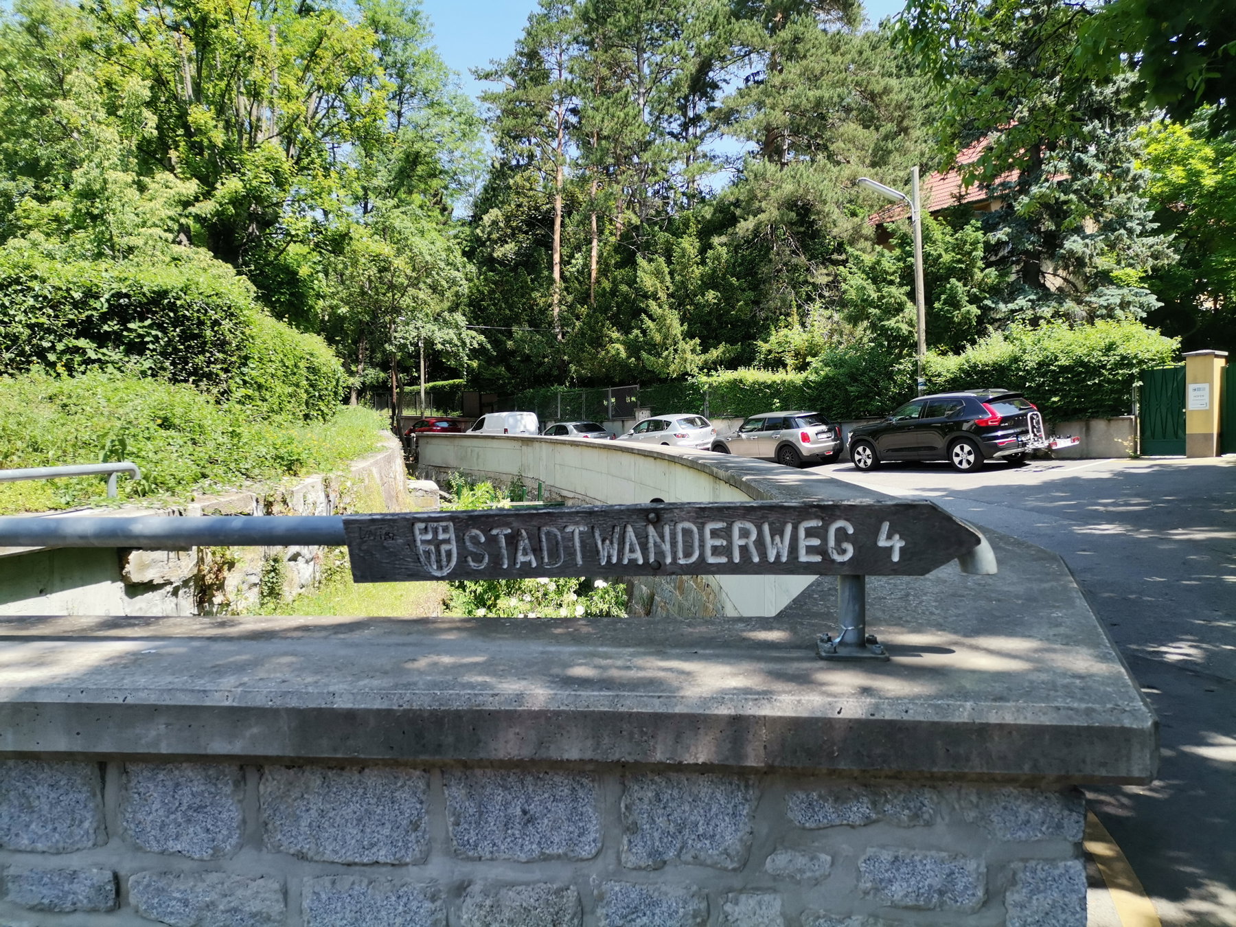 Weiter durchs Rosental Richtung Dehnepark. Foto Veronika Schöll