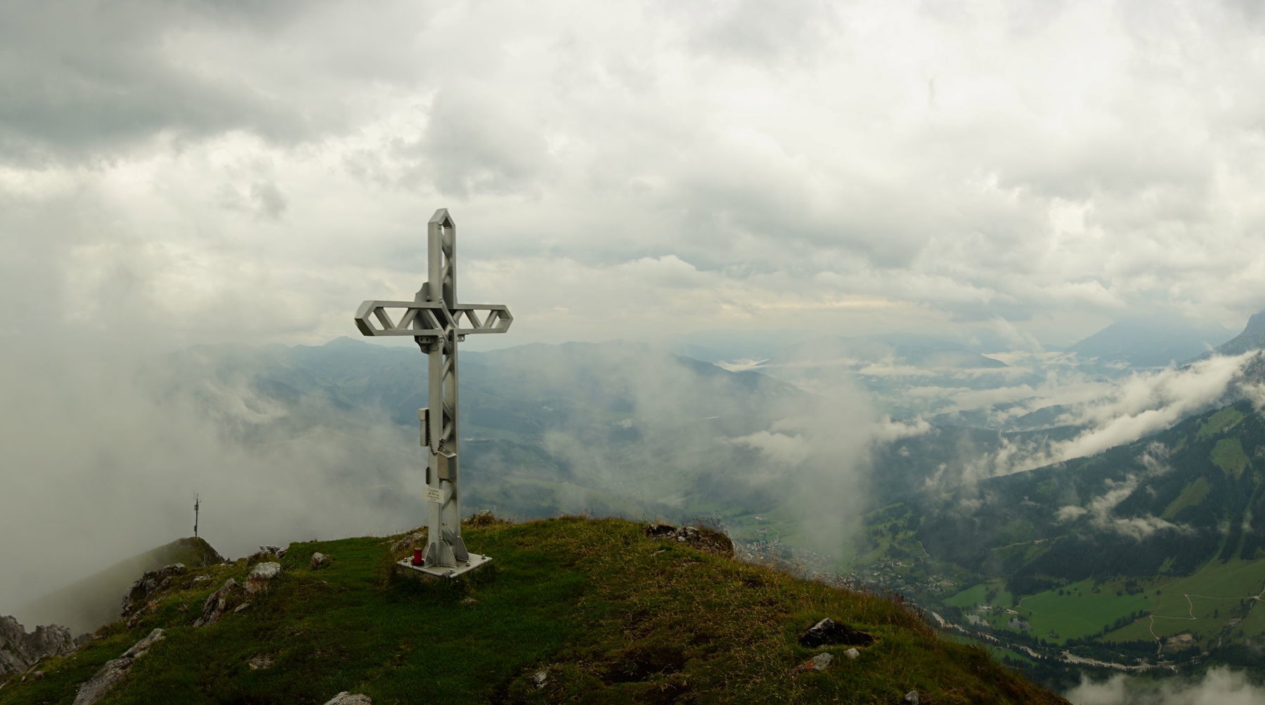 Gipfelkreuz am 2. Lauskopf. Foto Alpenverein Saalfelden