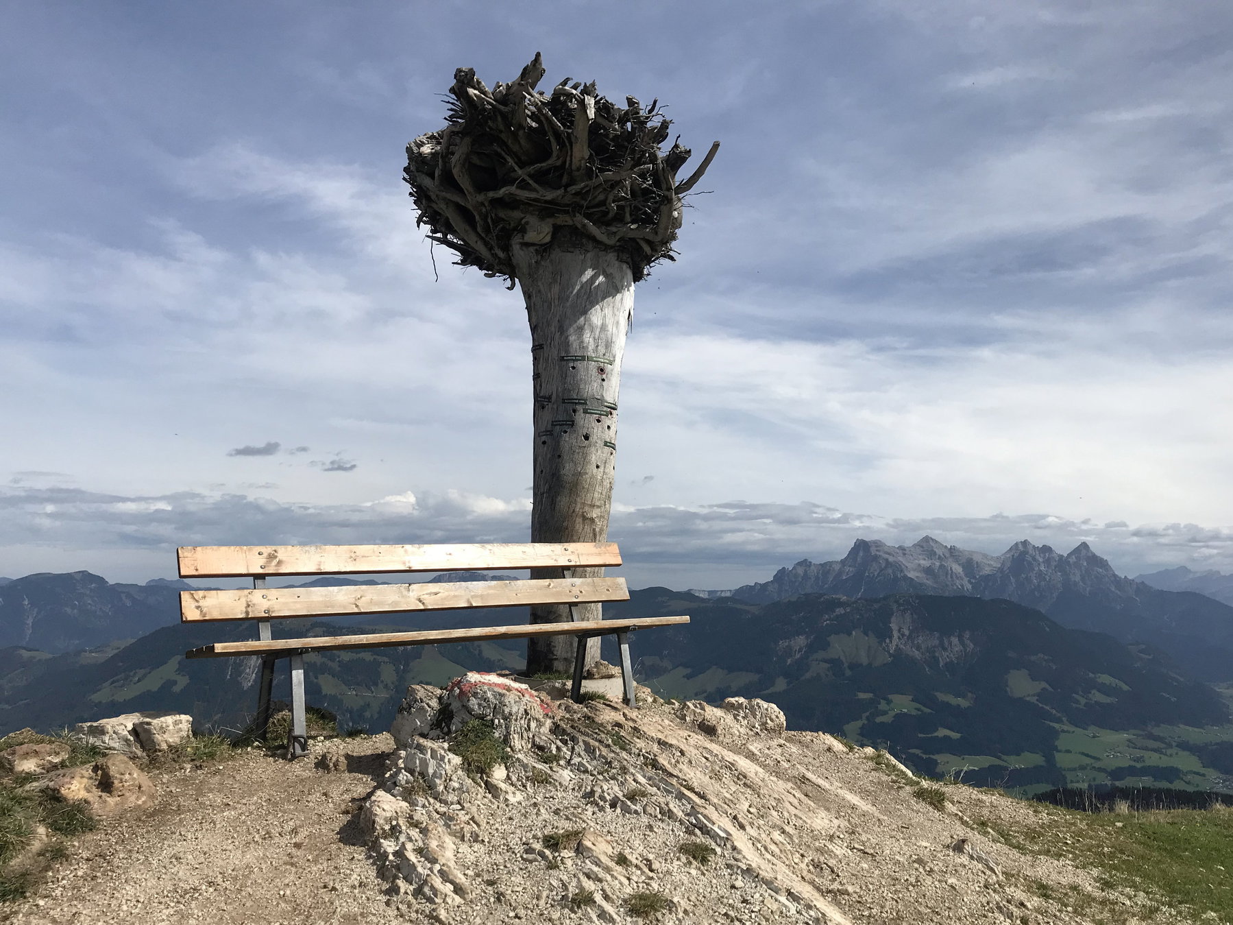 Überschreitung des belebten Kitzbüheler Horns