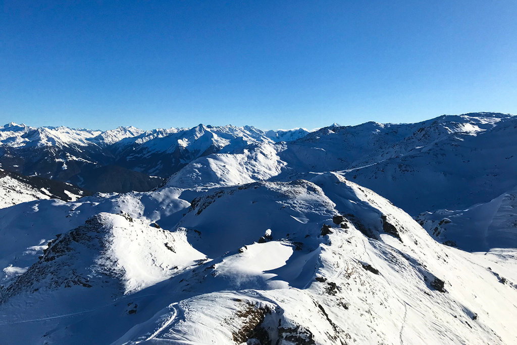Frühwinter-Skitour auf den kleinen Gilfert