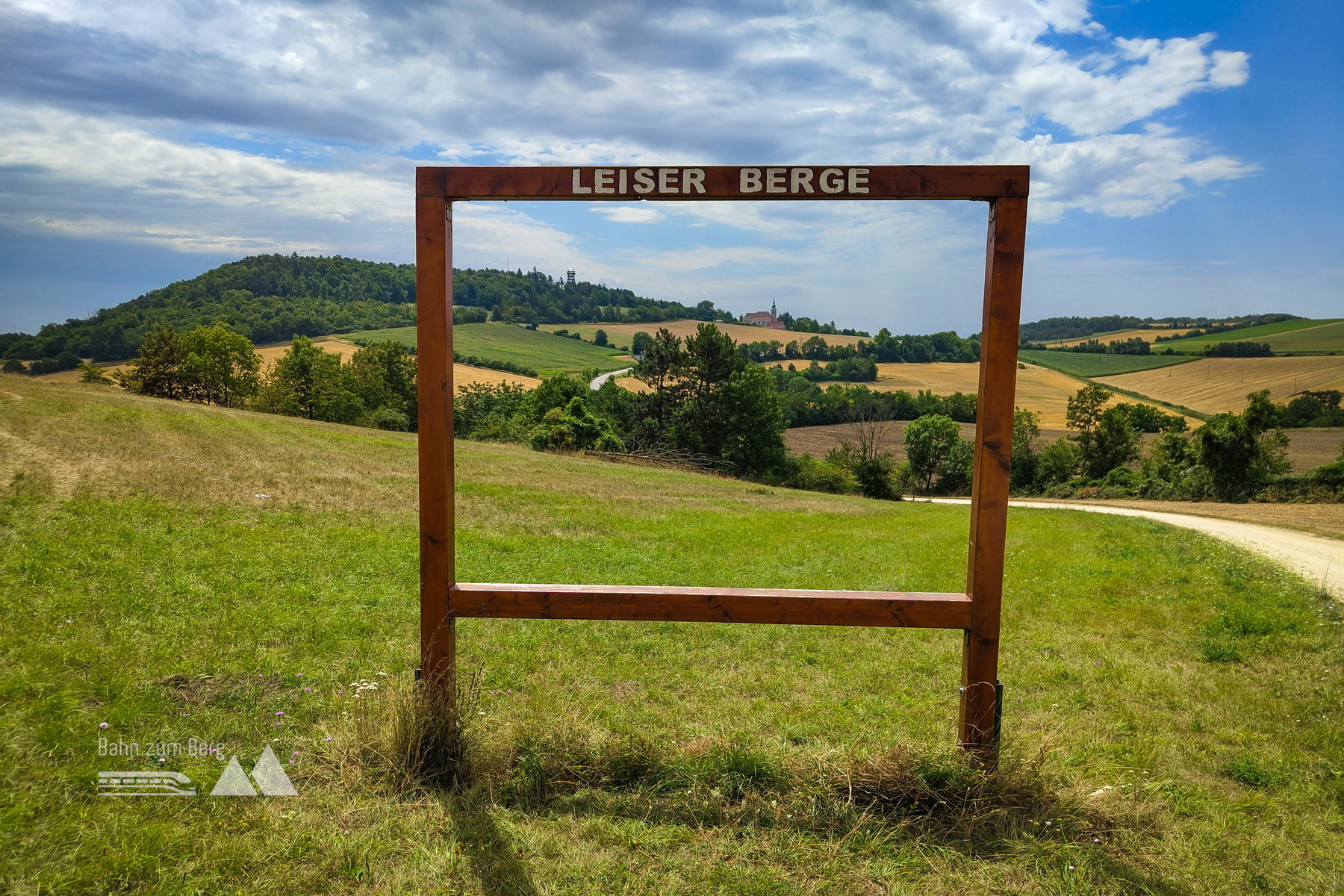 Ausflug auf den höchsten Berg im Weinviertel, den Buschberg