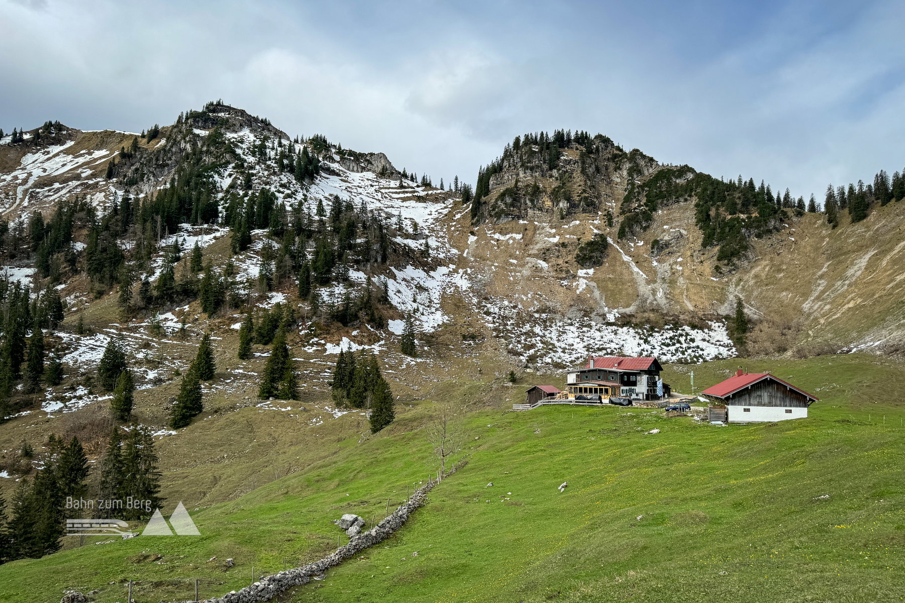Blick zurück auf das Bodenschneidhaus. Foto: Bernhard Walle