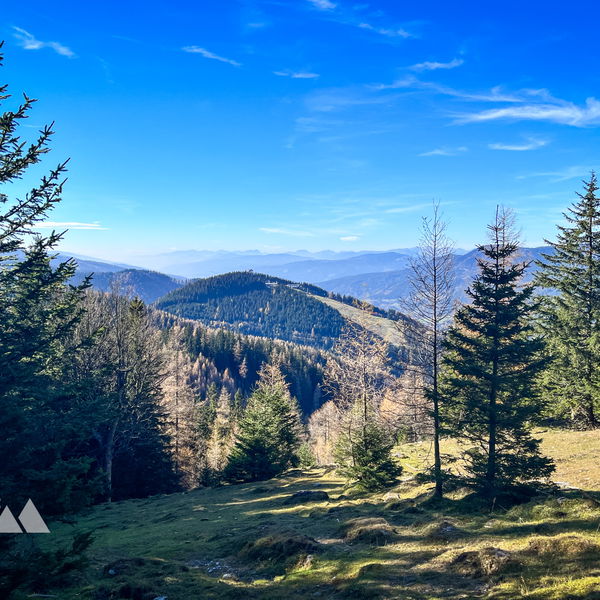 Eine Herbstwanderung vom Bahnhof Semmering auf den Sonnwendstein