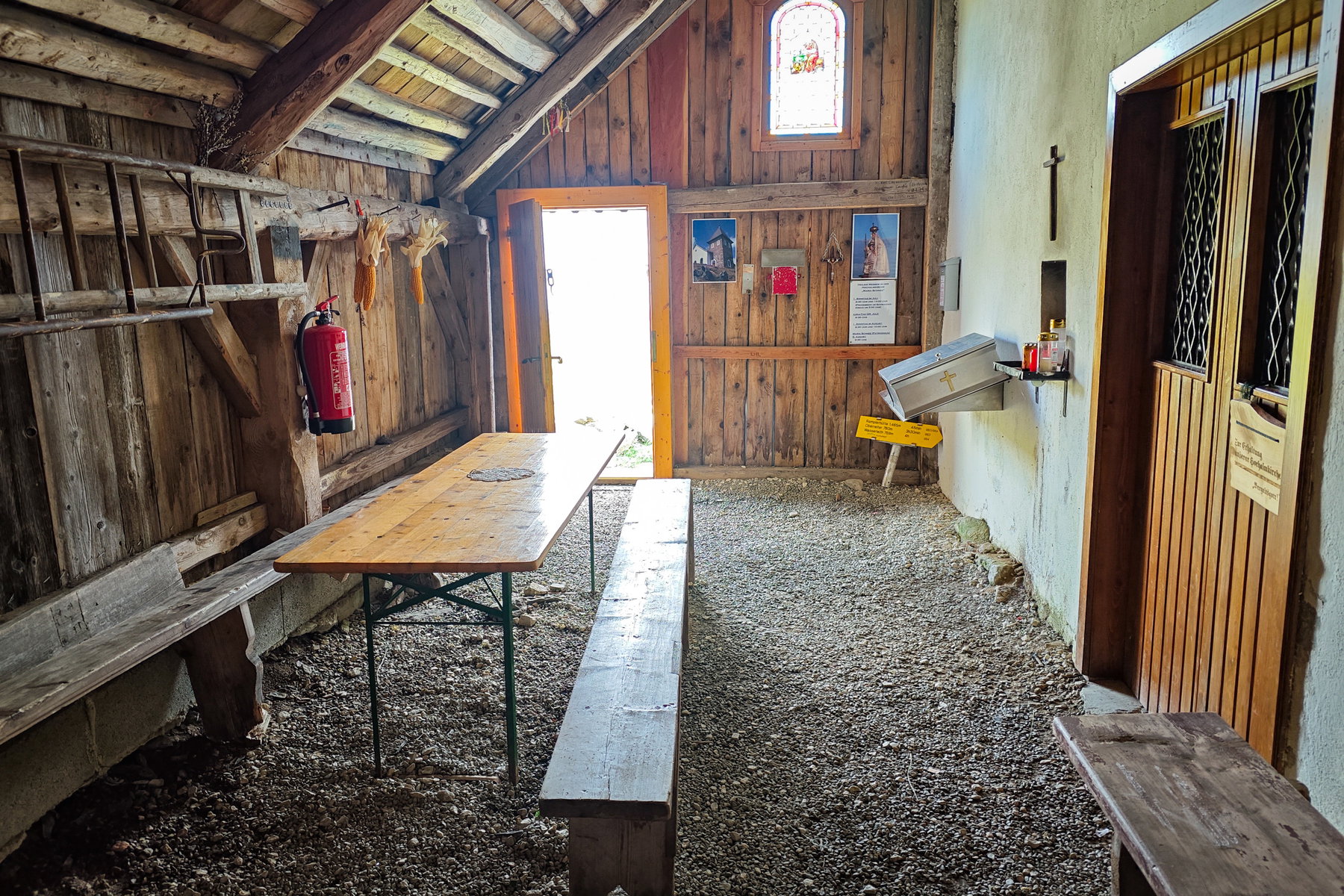 Geschützter Vorraum von Maria Schnee. Foto: Lisa Nussdorfer