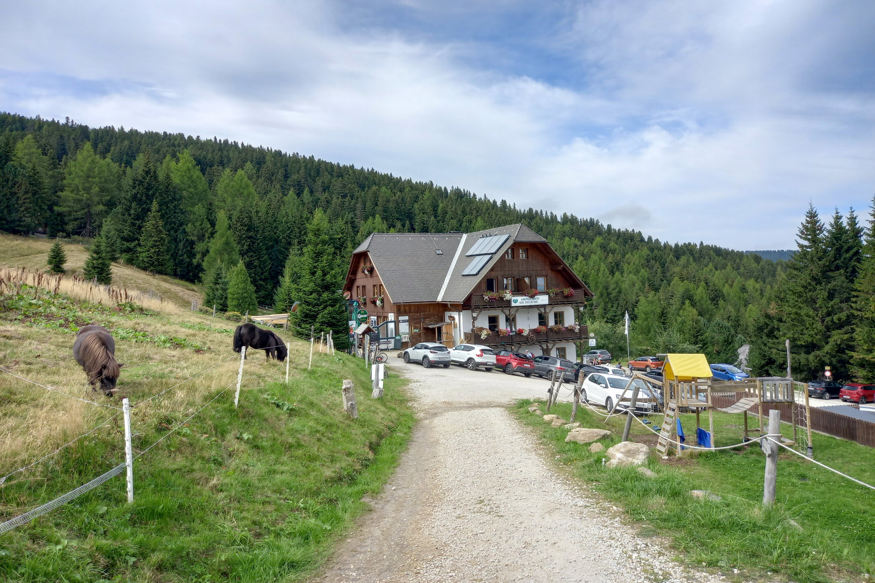 Rückweg zur Schmelz über die Sabathyhütte. Foto: Martina Friesenbichler