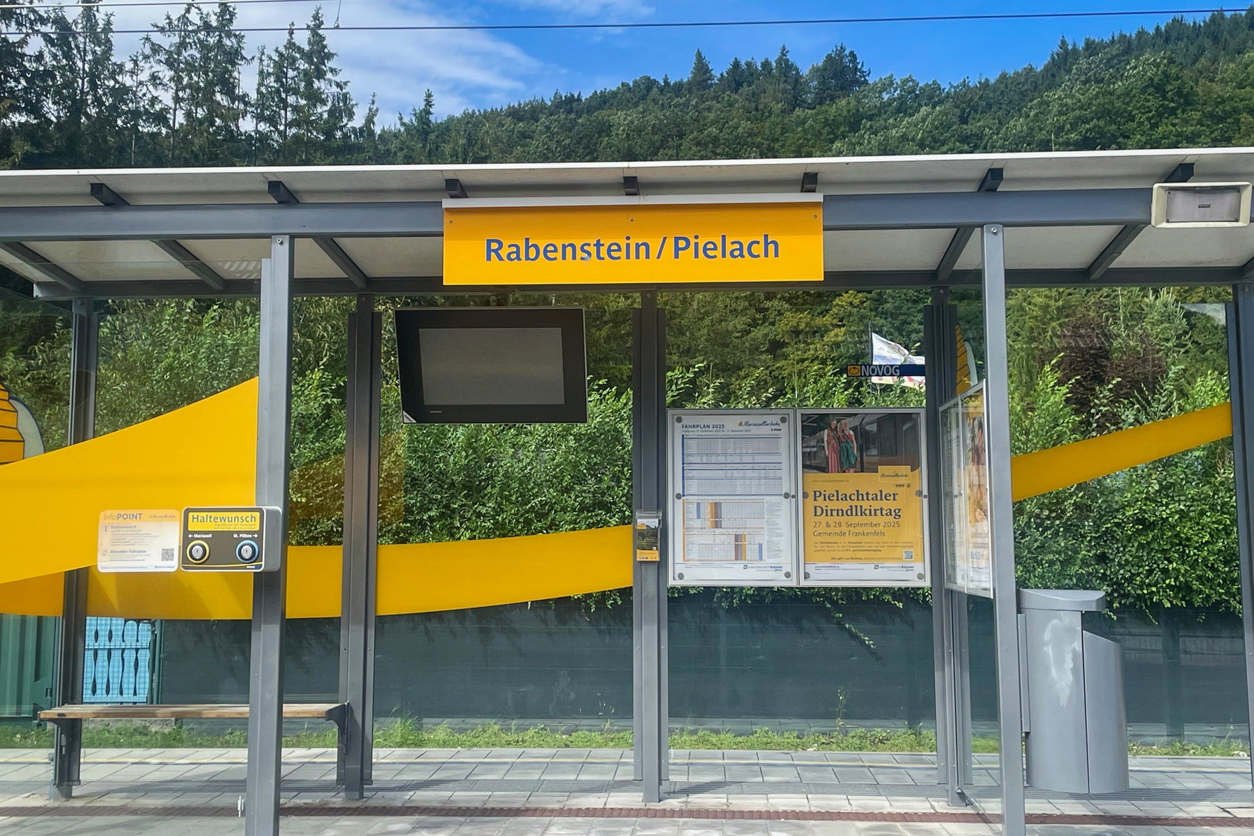Bahnhof Rabenstein. Foto: Ursula Truebswasser