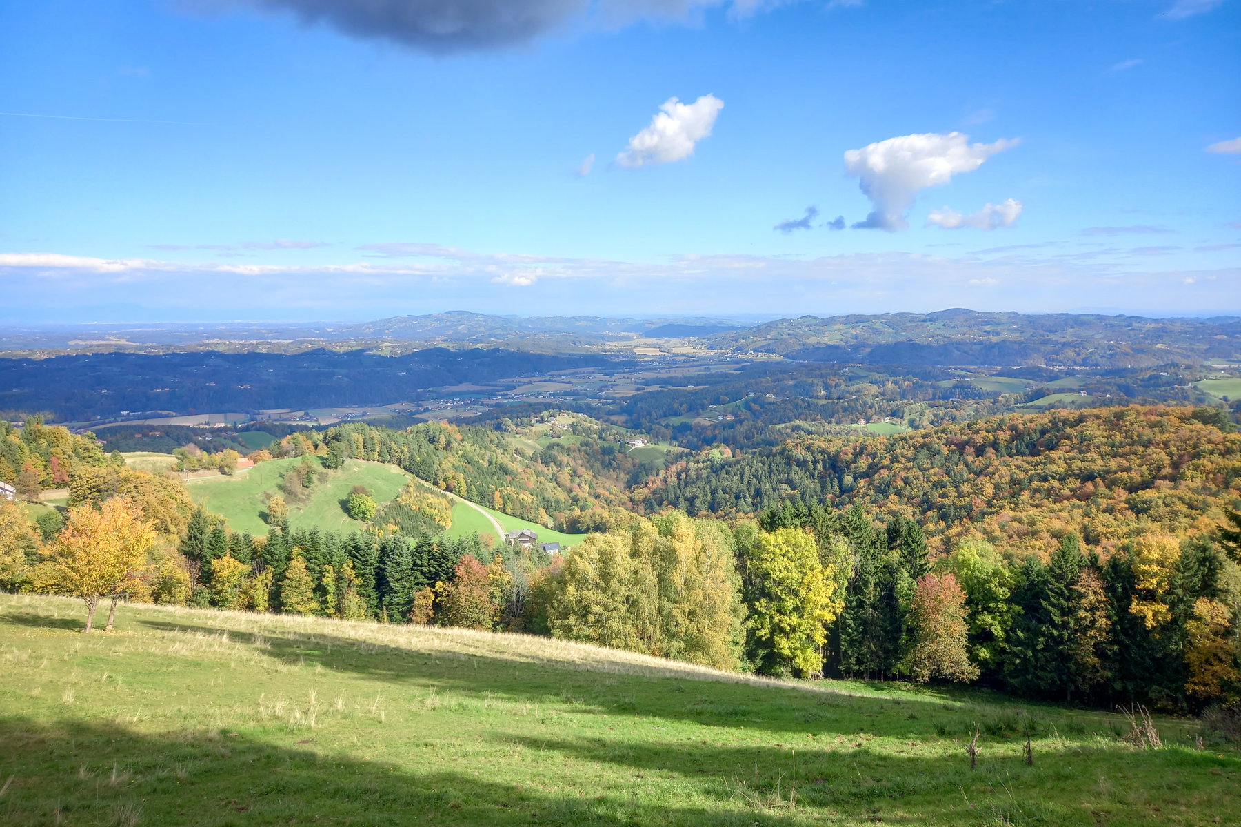 Bike and Hike zur Altenbachklamm: Unterwegs zwischen Wein, Wald und Wasser