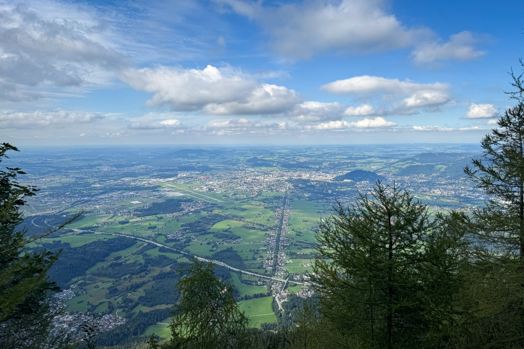 Blick nach Salzburg. Foto: Bernhard Walle