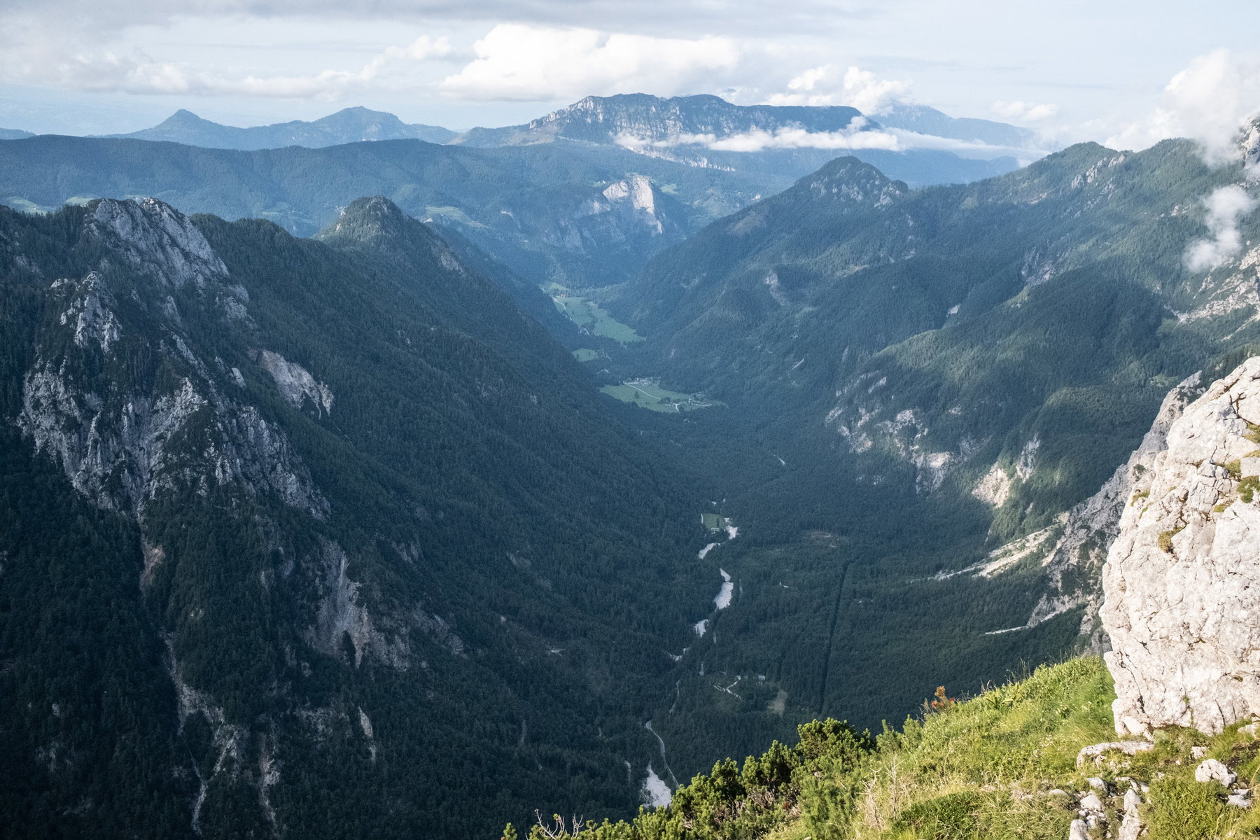 Aus dem Großarltal aufsteigende Wolken. Foto: Birgit Reiter