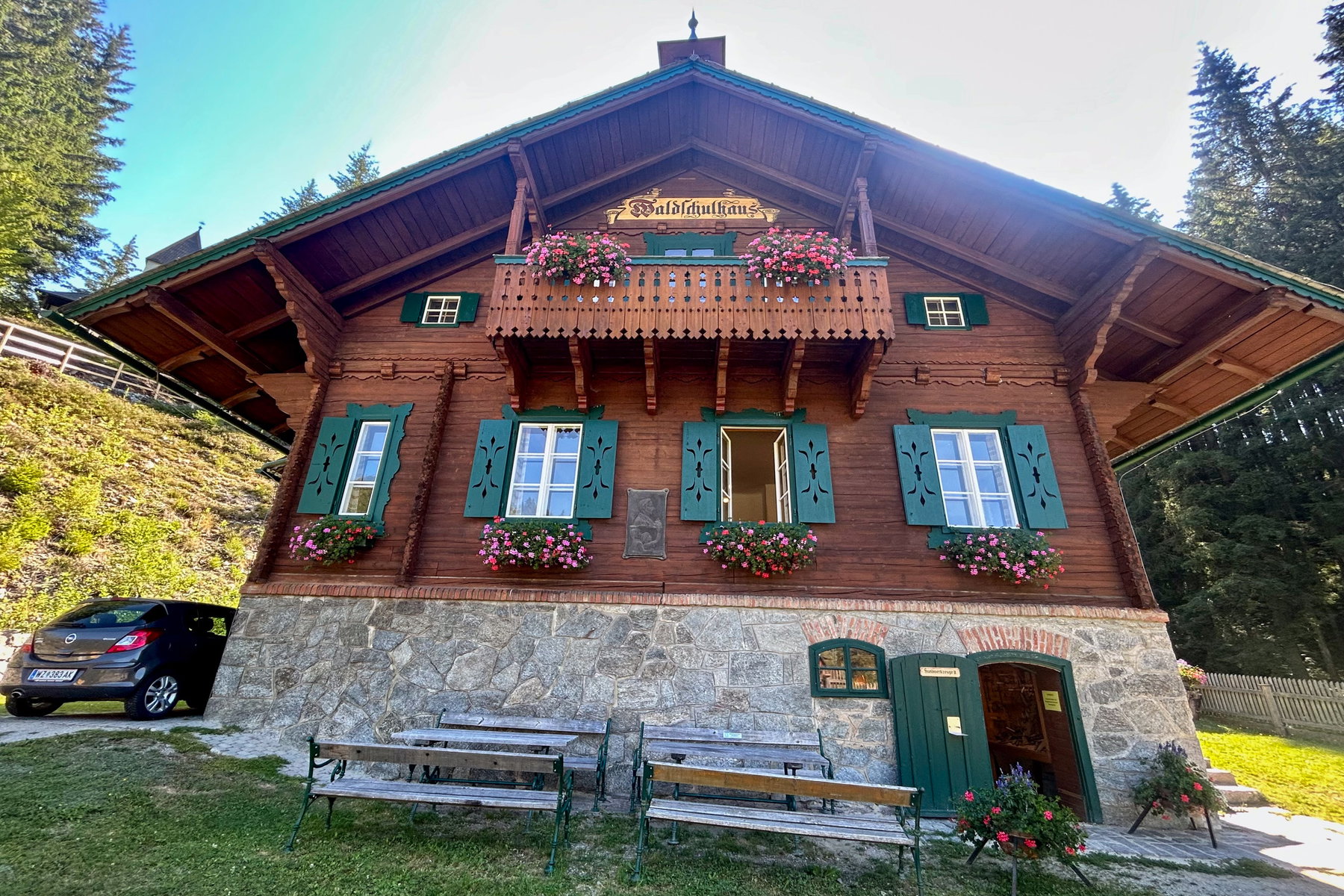 Waldschule und Wandermuseum. Foto Veronika Schöll