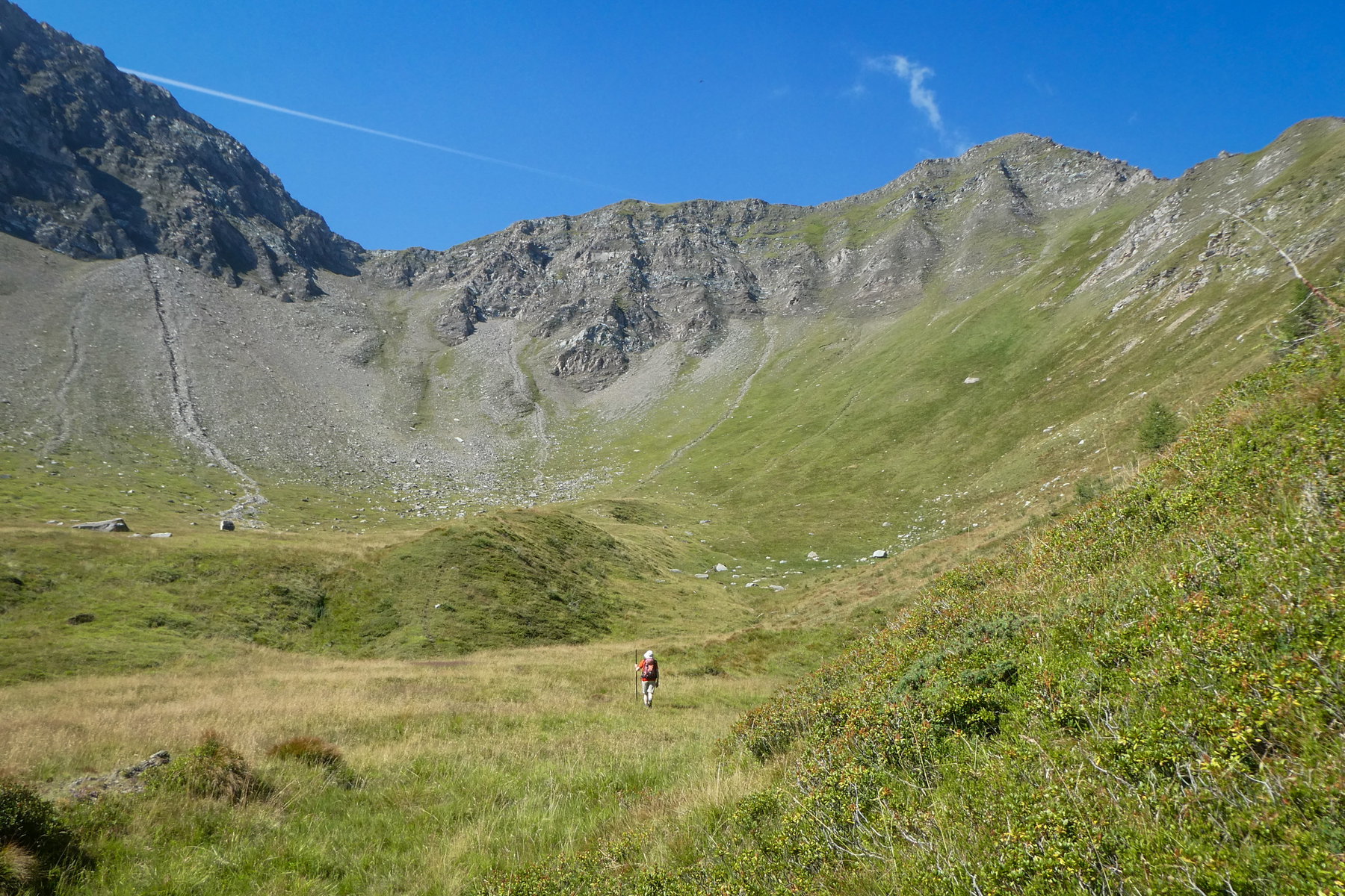 Berg-Umarmung – Mauternitzgrube; hinauf in die Scharte. Foto: Karl Plohovich