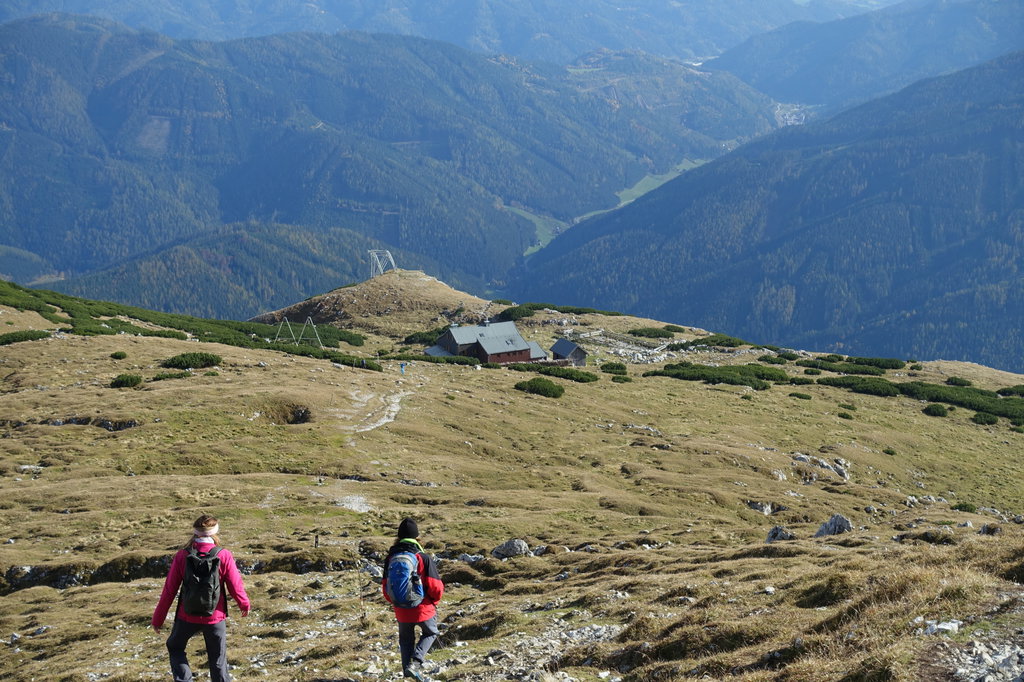Graf-Meran Haus unter dem Gipfel. Foto: Martin Heppner