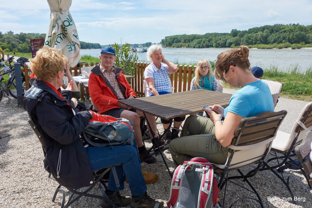 Warten auf den Zug