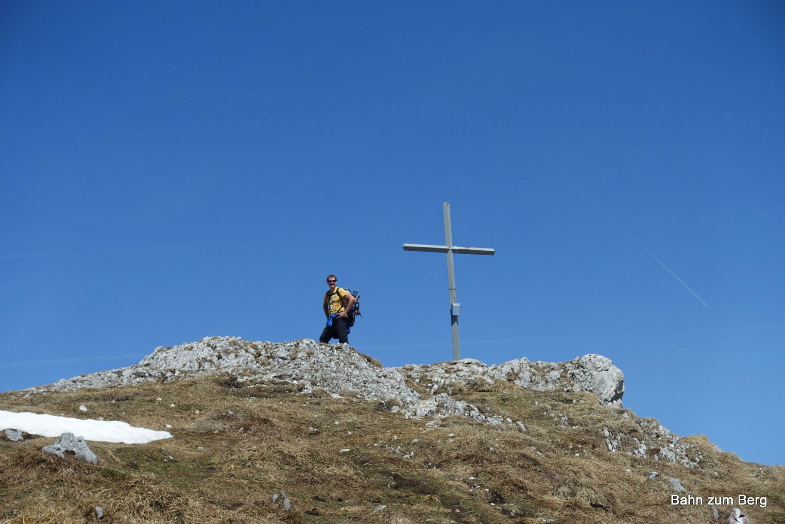 Didi ist - wie immer - vor mir am Gipfel