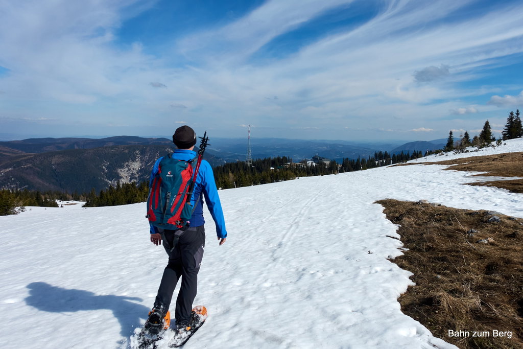 Bergstation Raxseilbahn im Blick
