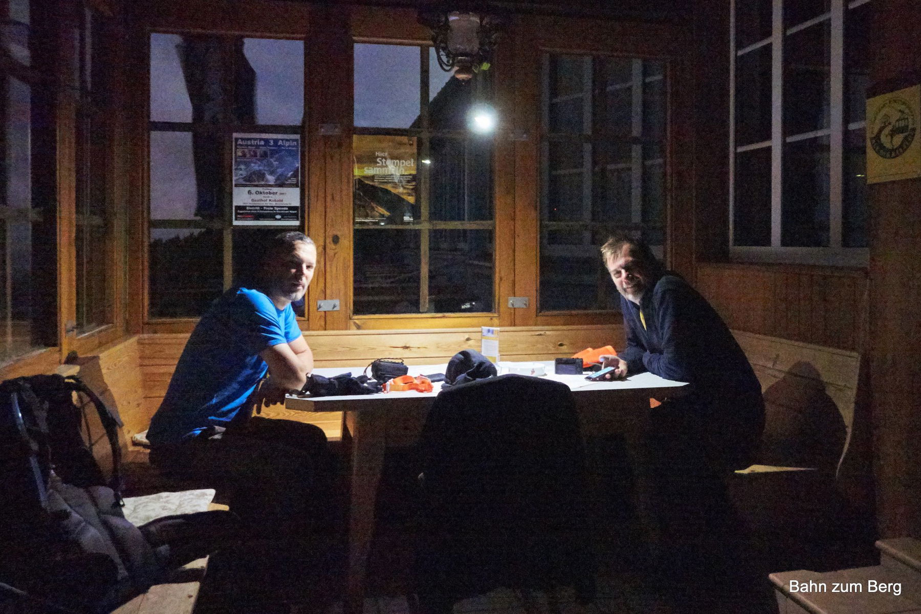 Rast im Vorraum des Ottohauses