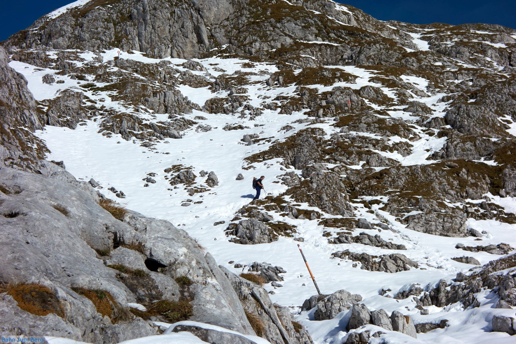 Der Graf-Meran Steig ist - weil südseitig ausgerichtet - schneller von Schnee und Eis befreit, als andere Aufstiege.