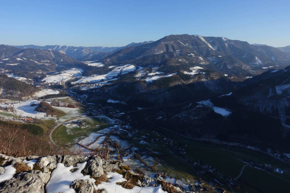 Ausblick Rotmäuer auf Weyer