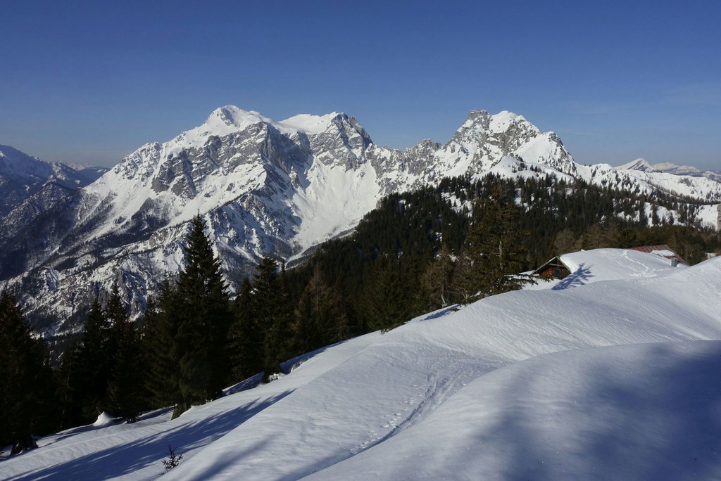 Ennstaler Hütte eingeschneit. Foto: Peter Backé