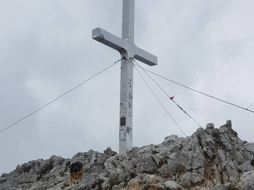Gipfelkreuz Mittagskogel. Foto: Julian Kleinknecht