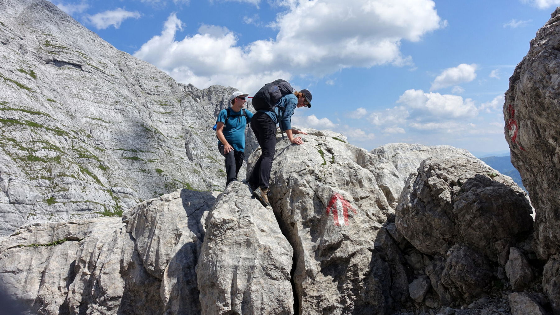 Es gibt leichte Kletterstellen
