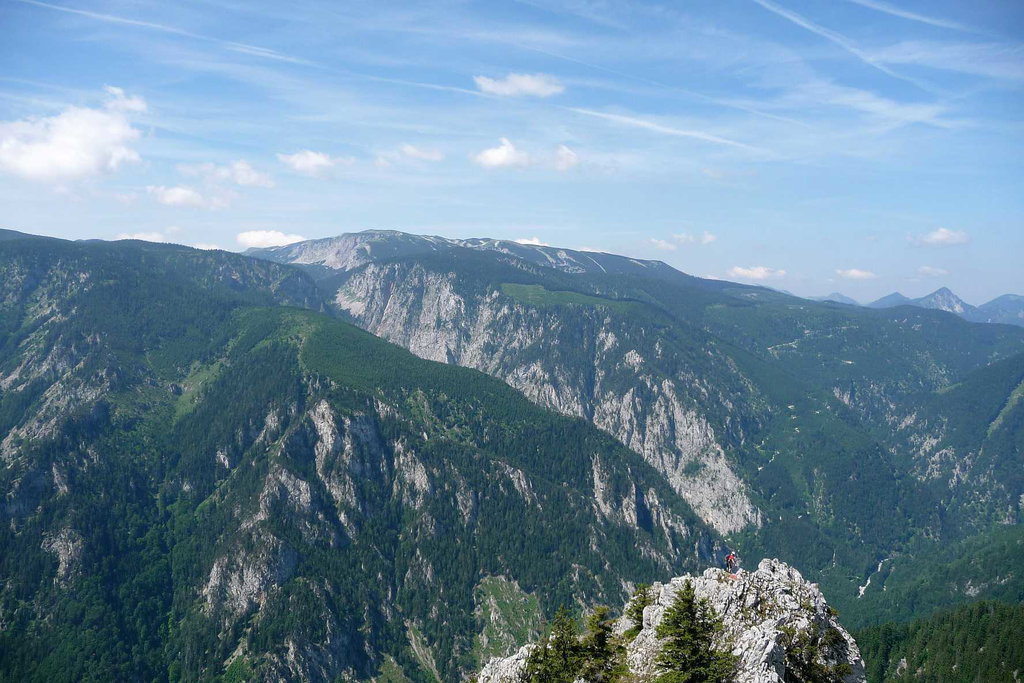 Blick von Stadelwand-Gipfel auf die Rax