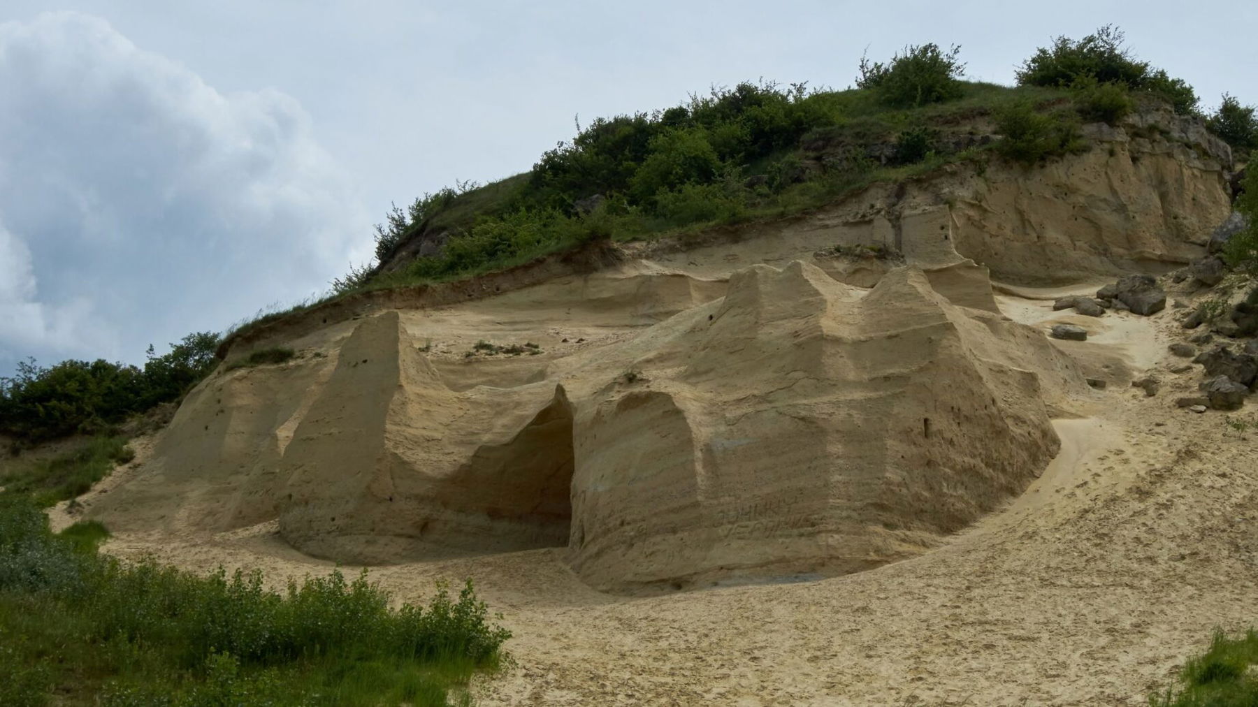 Der Sandberg bei Bratislava ist Teil des Devínska Kobyla.