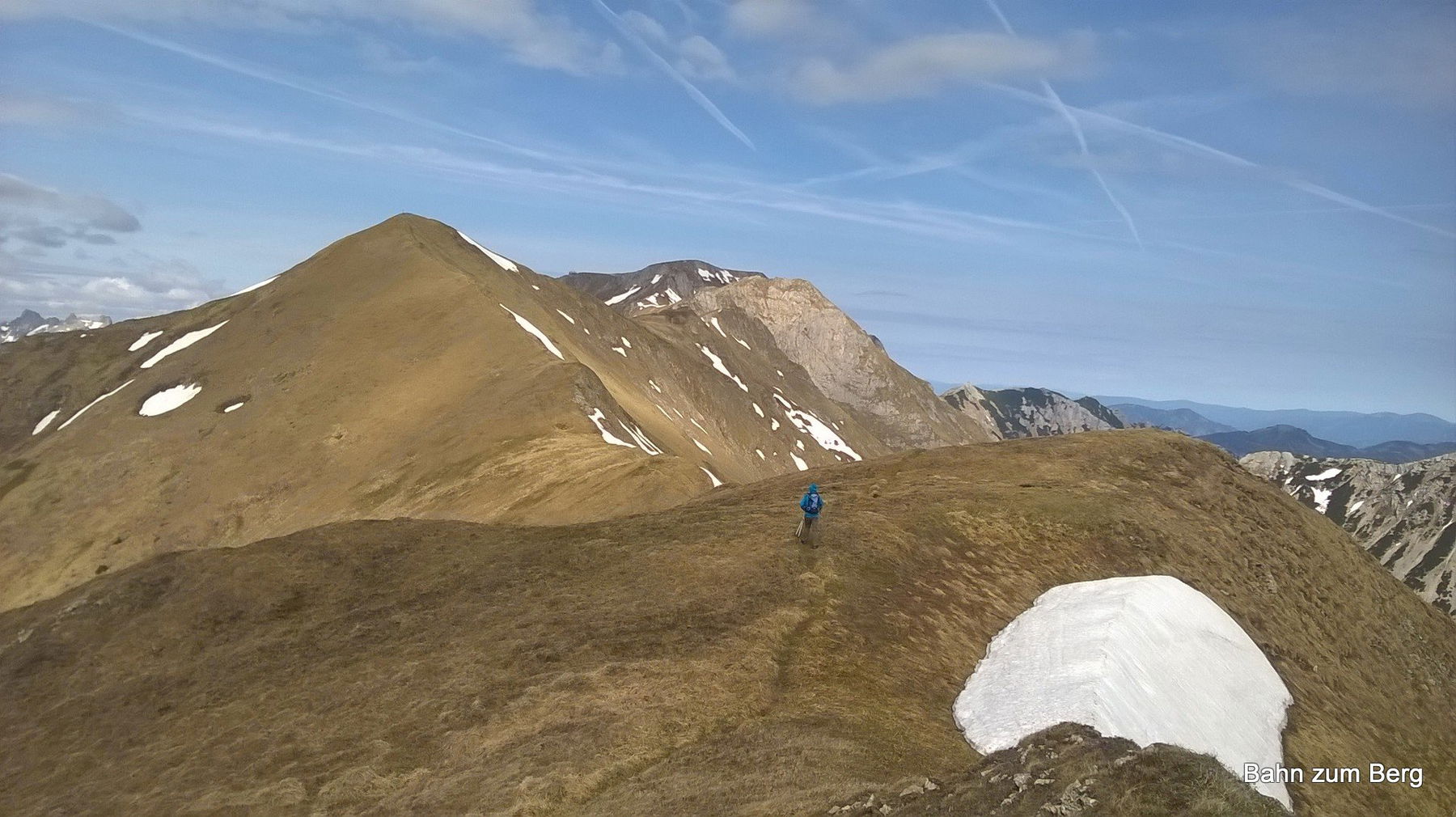 Blick von der Hohen Lins zur Reichensteinhütte. © Didi