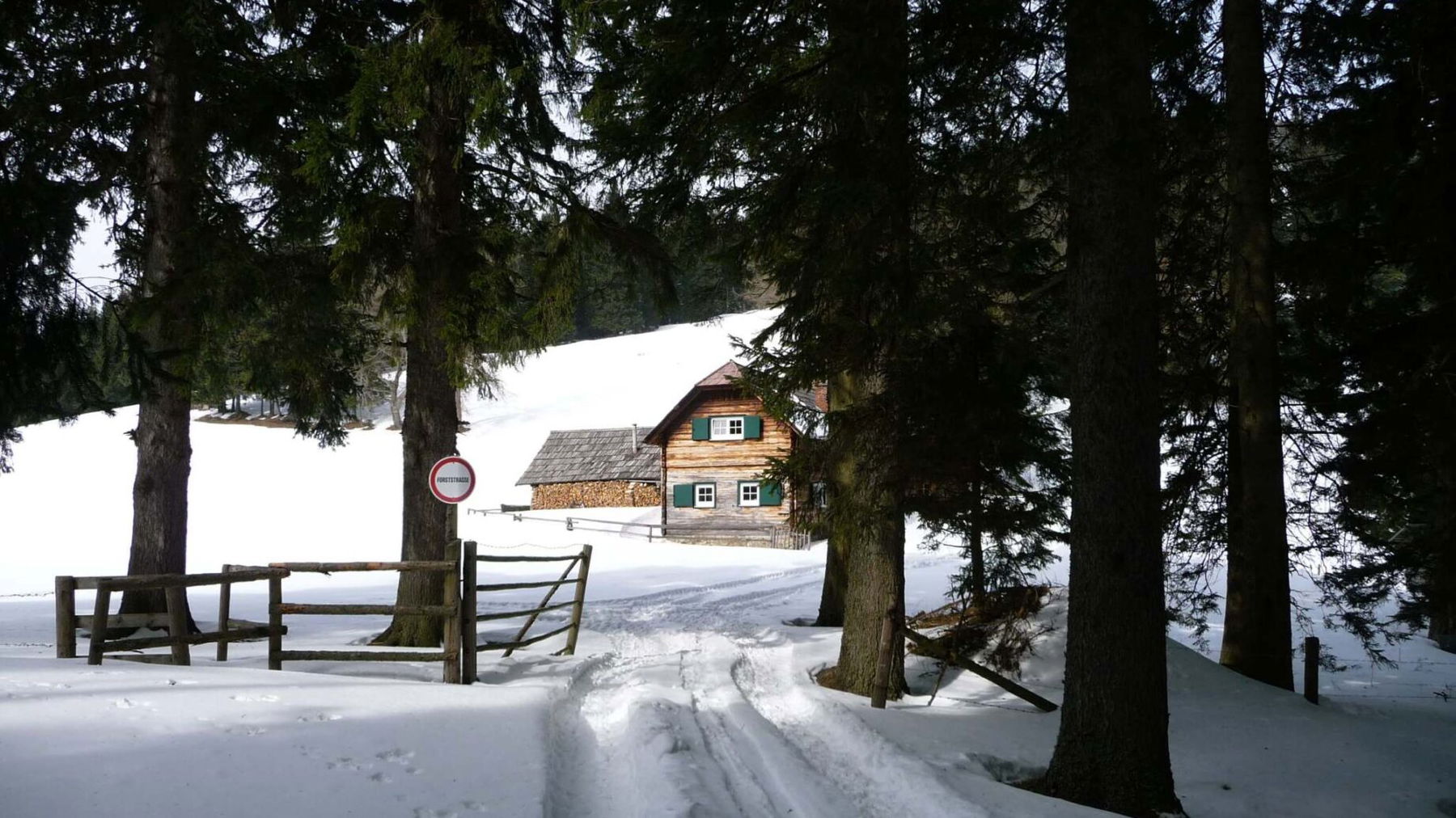 Kaarlhütte (c) 2015 MH