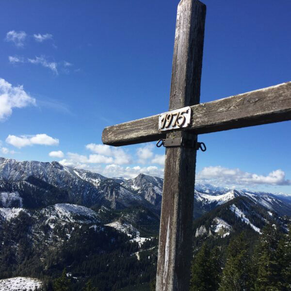 Gipfelfoto Großer Sonnleitstein, Blick auf Schneealpe. Foto: Petra Jens