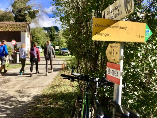 Rechts gehts zum Wöginger, links zum Bleicherbach. Foto: Stefan Hochhold