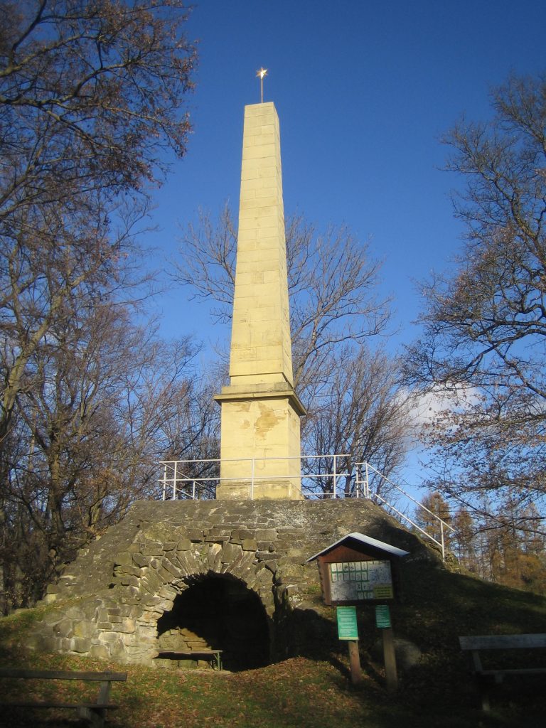 Obelisk in Hadersfeld. Foto: Johann Fischer