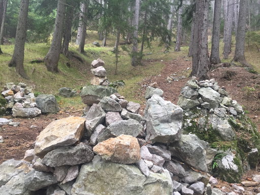 Weg von Unterhöflein zum Springlessteig