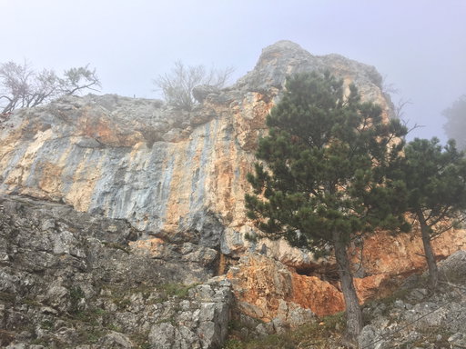 Hochfallwände unterm Hubertushaus. Foto: Petra Jens