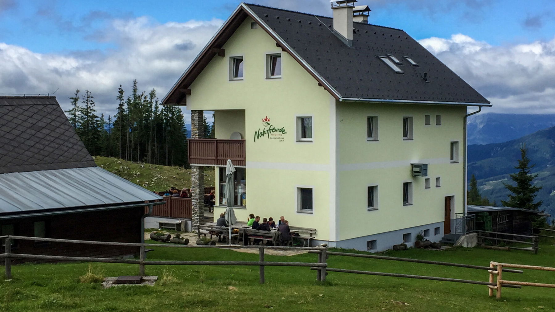 Ganzalmhaus. Foto: Naturfreunde Archiv