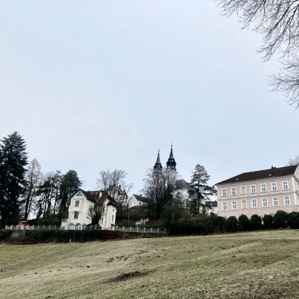 Blick auf die Pöstlingbergkirche. Foto: Stefan Hochhold