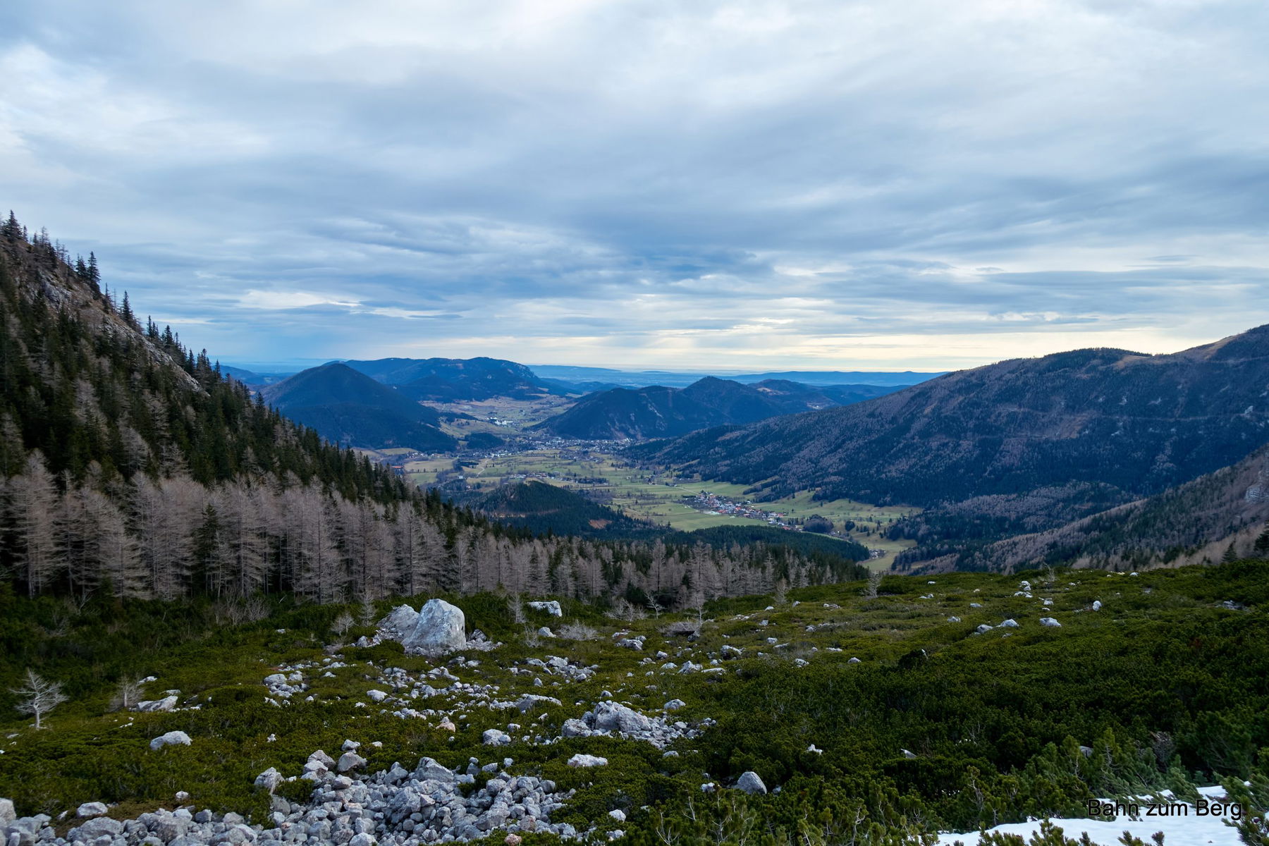 Blick von der Breiten Ries ins Tal. Foto: Martin Heppner