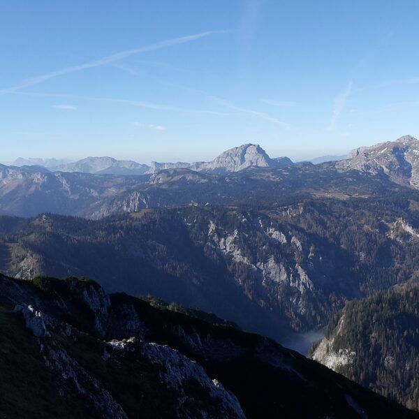Aussicht vom Gipfel der Meßnerin