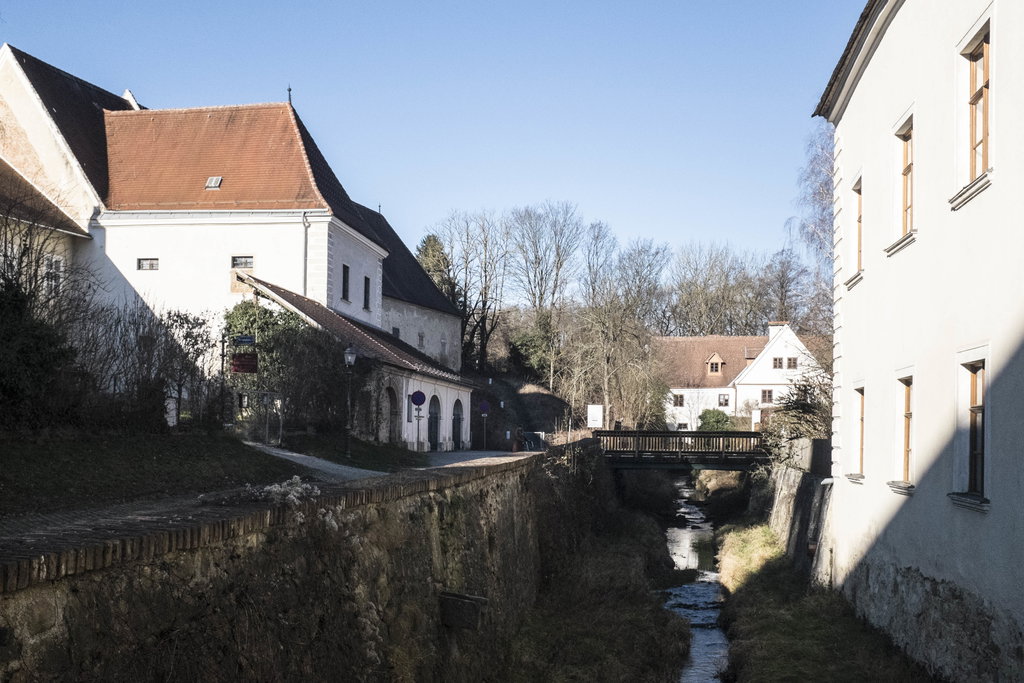 Am Gelände der Kartause Mauerbach. Foto: Birgit Reiter