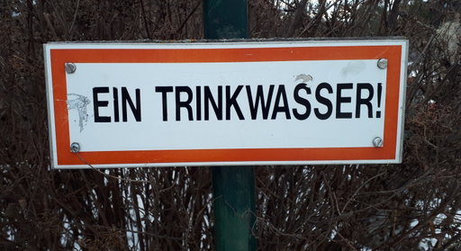 Am Brunnen. Foto: Gerold Petritsch