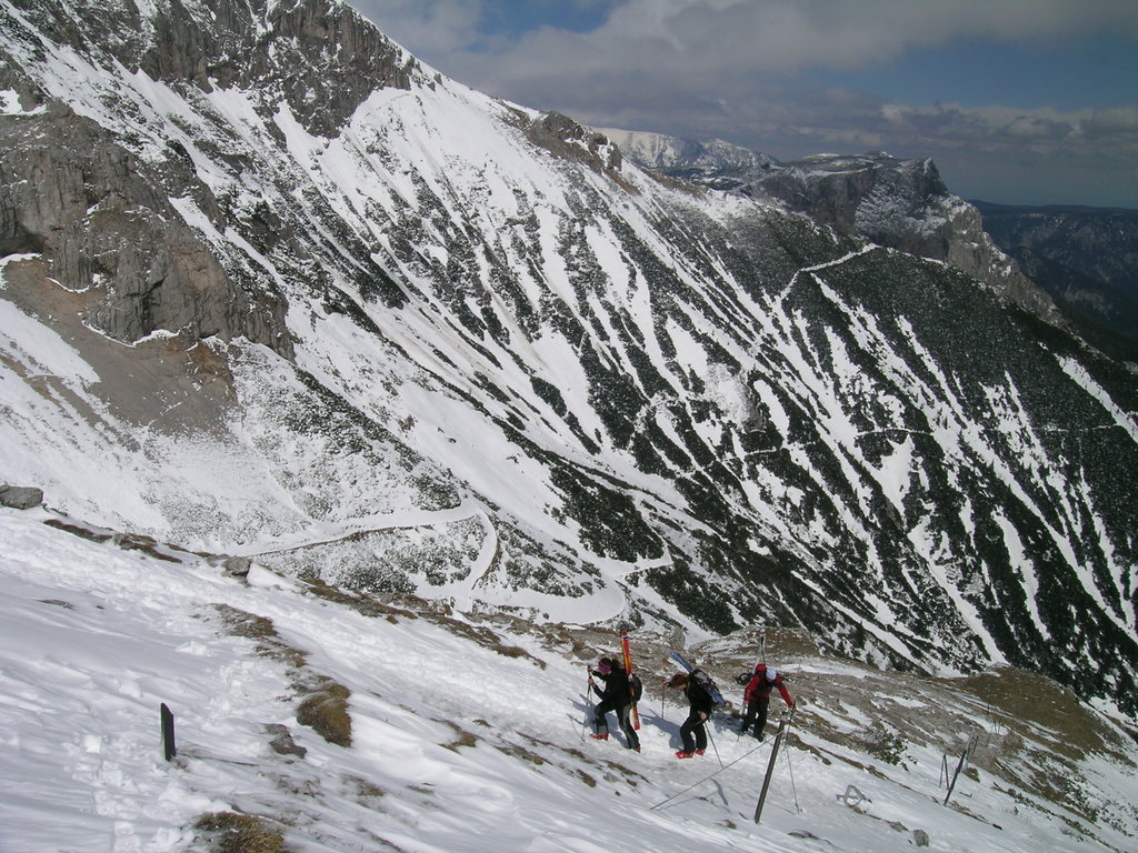 Aufstieg neben den Ketten zum Karl-Ludwig-Haus. Foto: Alpenverein Edelweiss