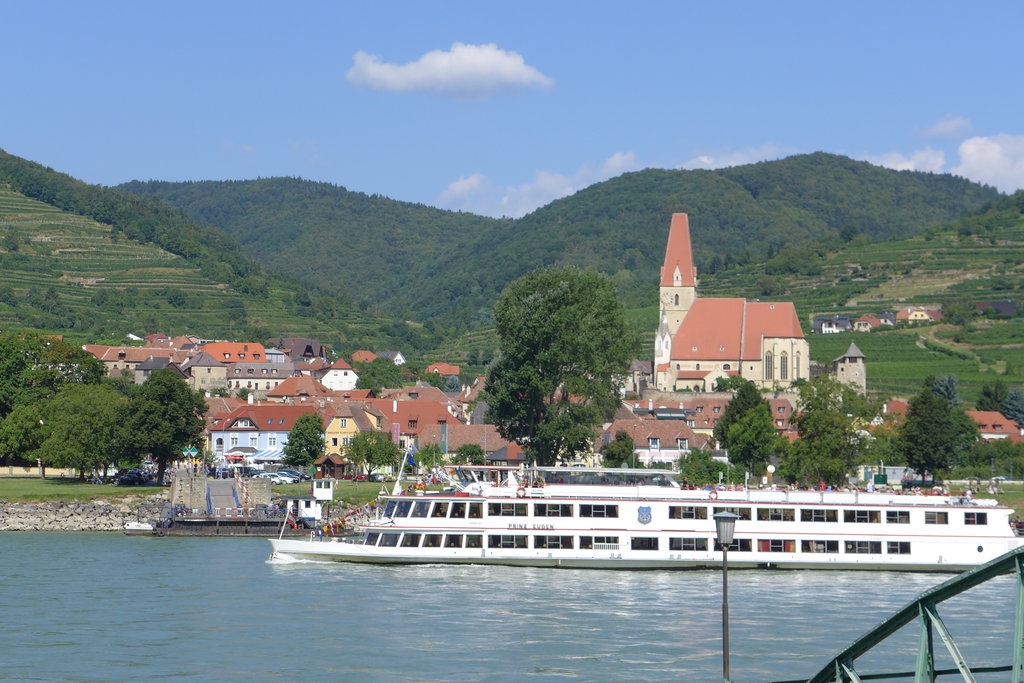 Überfahrt von St. Lorenzen nach Weißenkirchen. Foto: Alpenverein Edelweiss