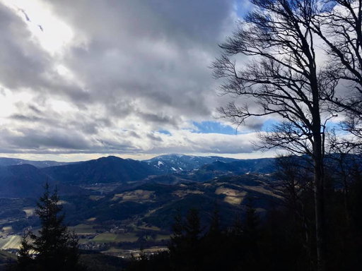 Von Prigglitz hinauf zur Schwarzenberg Aussicht. Fotos Veronika Schöll
