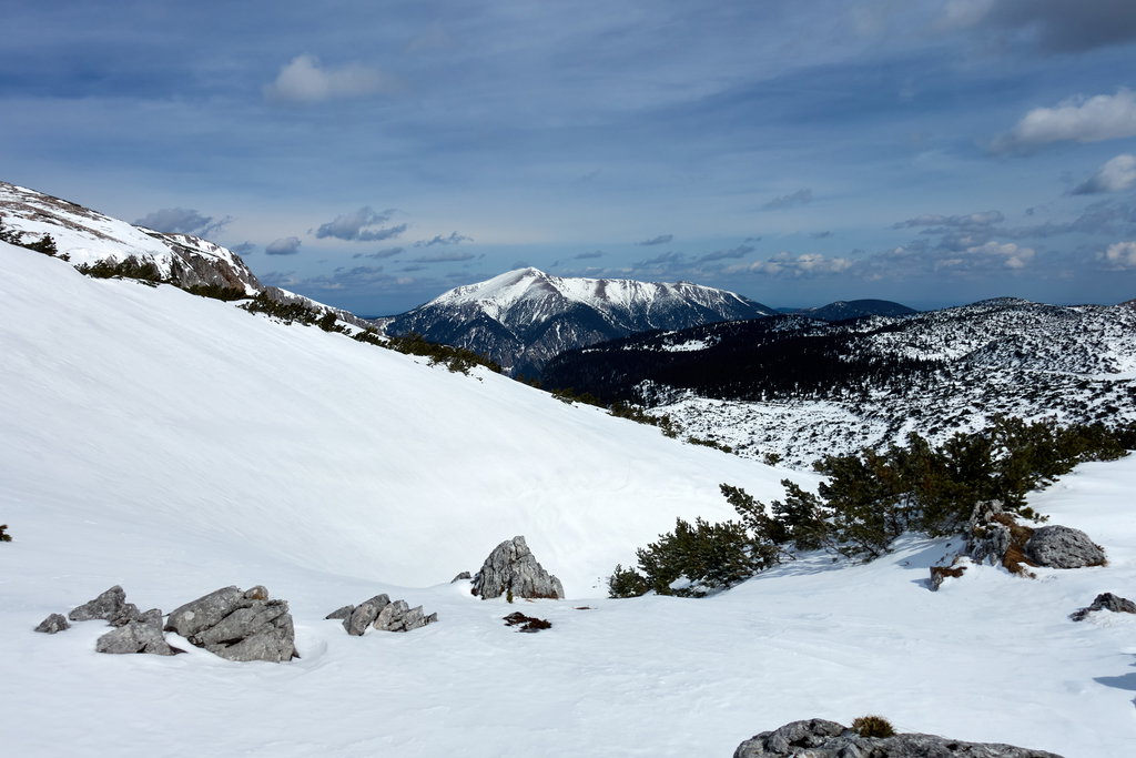 Raxschnee ungespurt und Schneeberg. Fotos Martin Heppner